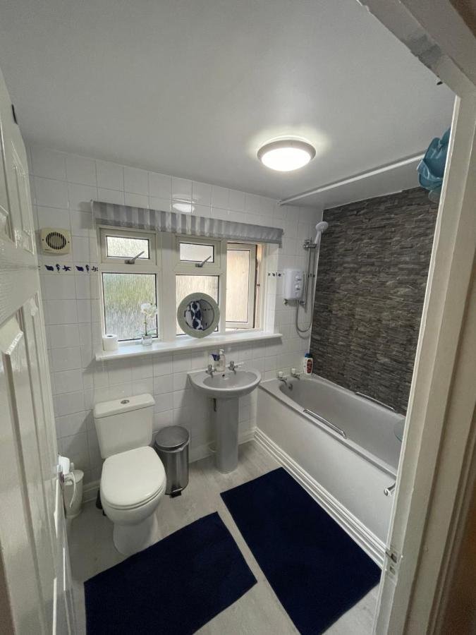 Hotel Shared House In Chakeshill Drive à Bristol Extérieur photo