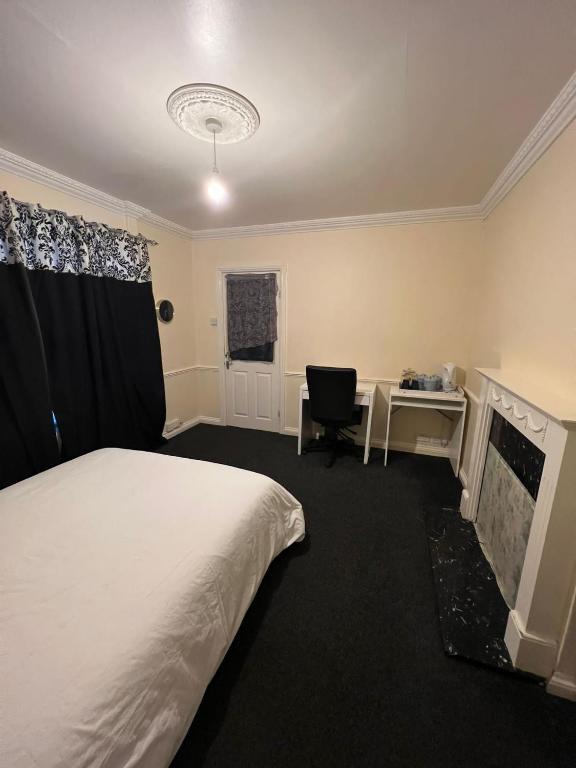 Hotel Shared House In Chakeshill Drive à Bristol Extérieur photo