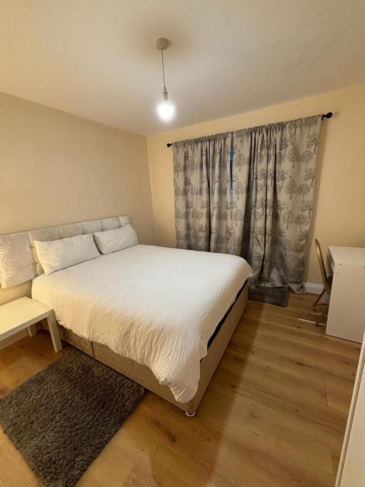 Hotel Shared House In Chakeshill Drive à Bristol Extérieur photo